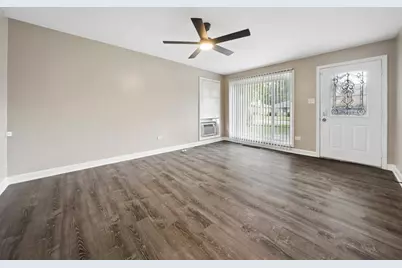14628 Dante Avenue, Dolton, IL 60419 - Photo 2