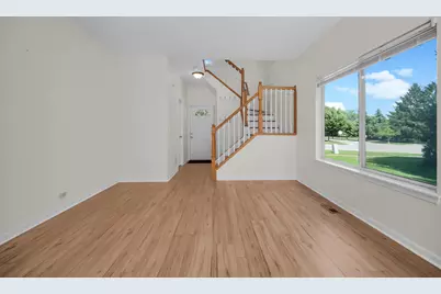 2935 Cedar Glade Drive, Naperville, IL 60564 - Photo 6