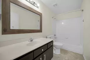 2935 Cedar Glade Dr, Naperville, IL 60564 - Photo 20