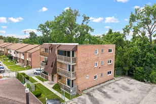 7610 S 88 Ct, Justice, IL 60458 - Photo 18