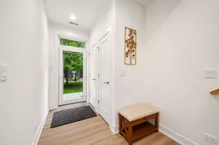 525 N Bishop St, Chicago, IL 60642 - Photo 4