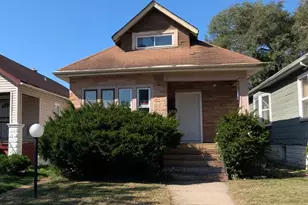 10522 S Eggleston Ave, Chicago, IL 60628 - Photo 1