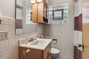 7535 N Octavia Ave, Chicago, IL 60631 - Photo 6