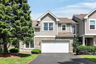 999 Willow St, Itasca, IL 60143 - Photo 2