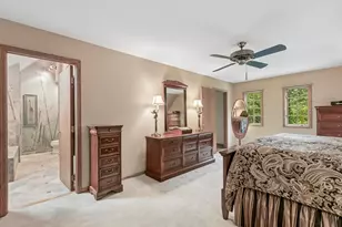 14 Brierwoods Ln, Hawthorn Woods, IL 60047 - Photo 36