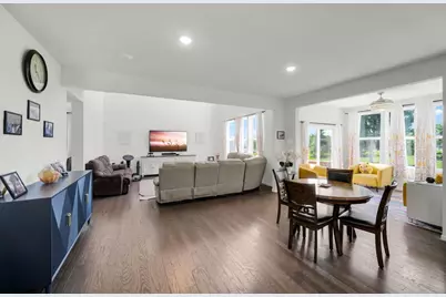 [Address not provided], Naperville, IL 60564 - Photo 10
