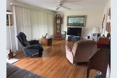 3215 Ernst Street, Franklin Park, IL 60131 - Photo 2