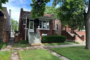 2639 Cuyler Ave, Berwyn, IL 60402 - Photo 2