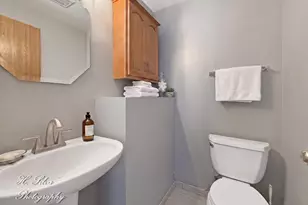 830 Dogwood Ln, Lake in the Hills, IL 60156 - Photo 8