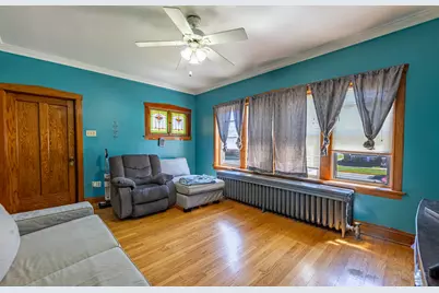 2402 East Avenue, Berwyn, IL 60402 - Photo 4