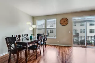 817 Summit Creek Dr, Shorewood, IL 60404 - Photo 6