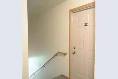 1574 W Crystal Rock Court #3C, Round Lake Beach, IL 60073 - Photo 2