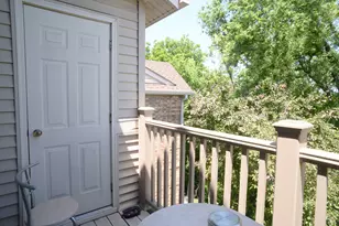 1574 W Crystal Rock Ct, Round Lake Beach, IL 60073 - Photo 12