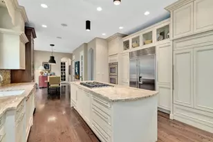 525 N York Rd, Hinsdale, IL 60521 - Photo 12