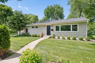 900 Isabella St, Wilmette, IL 60091 - Photo 1