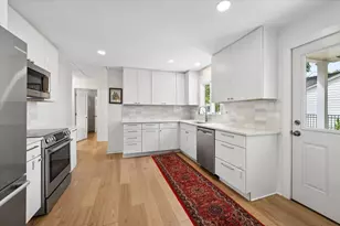 900 Isabella St, Wilmette, IL 60091 - Photo 8