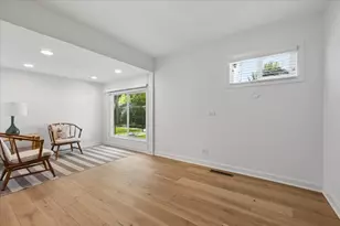 900 Isabella St, Wilmette, IL 60091 - Photo 16