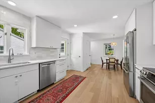 900 Isabella St, Wilmette, IL 60091 - Photo 10