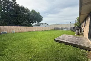 803 Pine Grove Ave, Gurnee, IL 60031 - Photo 12