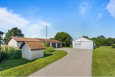 3511 N Rising Road, Champaign, IL 61822 - Photo 4