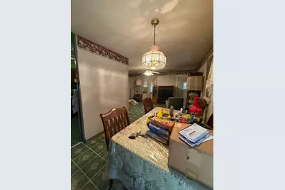 8620 S Baltimore Avenue, Chicago, IL 60617 - Photo 2