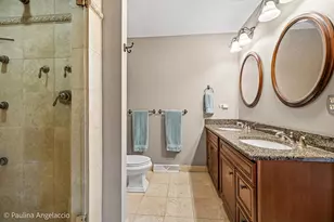 422 E Russell St, Barrington, IL 60010 - Photo 16