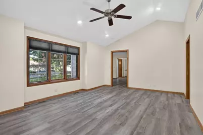 1585 Marshfield Drive, Rockford, IL 61107 - Photo 20