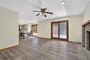 1585 Marshfield Dr, Rockford, IL 61107 - Photo 16