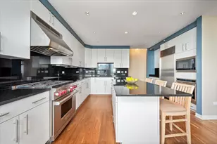 1160 S Michigan Ave, Chicago, IL 60605 - Photo 18