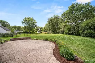 3N188 Joan Dr, Saint Charles, IL 60175 - Photo 20