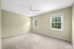 3N188 Joan Dr, Saint Charles, IL 60175 - Photo 12