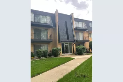 4821 W 109th Street #201, Oak Lawn, IL 60453 - Photo 1
