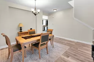 503 Sutton St, Yorkville, IL 60560 - Photo 12