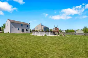 503 Sutton St, Yorkville, IL 60560 - Photo 34