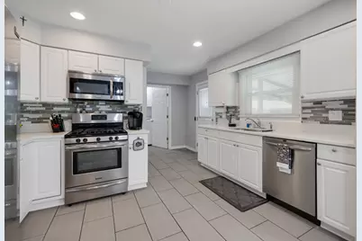 1116 Maple Lane, Elk Grove Village, IL 60007 - Photo 10