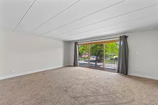 4101 W 93rd Pl, Oak Lawn, IL 60453 - Photo 2