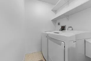 4101 W 93rd Pl, Oak Lawn, IL 60453 - Photo 14