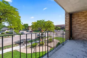 4101 W 93rd Pl, Oak Lawn, IL 60453 - Photo 16