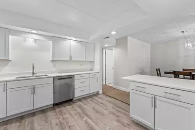 4101 W 93rd Place #1-B, Oak Lawn, IL 60453 - Photo 8