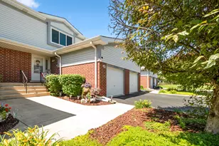 15946 Ashford Ct, Tinley Park, IL 60477 - Photo 2