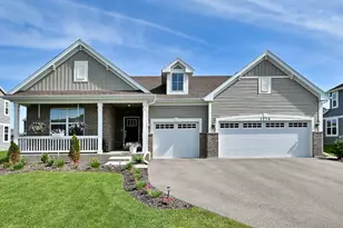 1174 Larswood Ln, Crystal Lake, IL 60012 - Photo 1