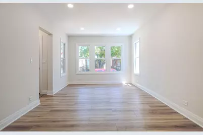 2250 N Kostner Avenue, Chicago, IL 60639 - Photo 6