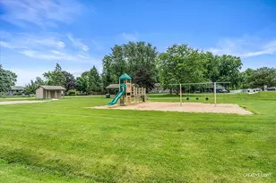 883 Holiday Dr, Lake Holiday, IL 60548 - Photo 26
