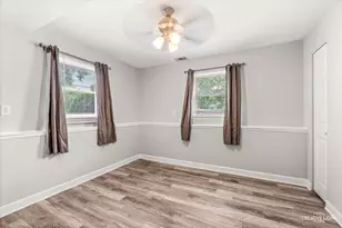 883 Holiday Dr, Lake Holiday, IL 60548 - Photo 18