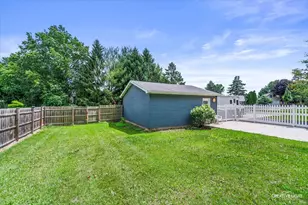 883 Holiday Dr, Lake Holiday, IL 60548 - Photo 22
