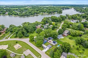 883 Holiday Dr, Lake Holiday, IL 60548 - Photo 28