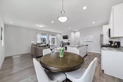 1201 Gillespie Lane, Yorkville, IL 60560 - Photo 8