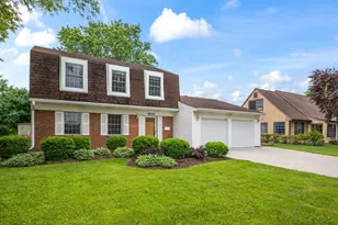 1925 Cloverdale Ct, Schaumburg, IL 60194 - Photo 1