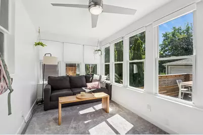 4626 N Kilbourn Avenue, Chicago, IL 60630 - Photo 10