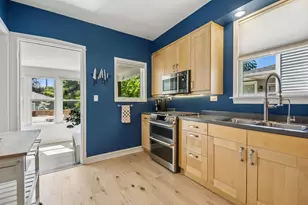 4626 N Kilbourn Ave, Chicago, IL 60630 - Photo 8